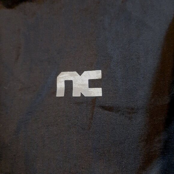 Rare Throne and Liberty Jacket size fits like US size XLarge NCSoft Amazon Games - Picture 4 of 9